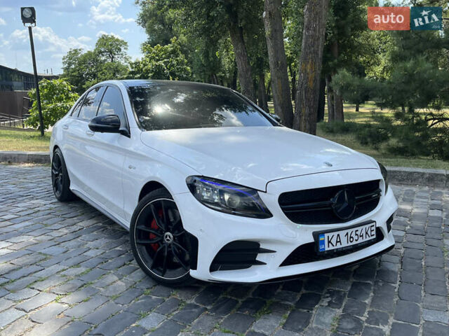 Білий Мерседес Ц-Клас, об'ємом двигуна 3 л та пробігом 73 тис. км за 45000 $, фото 1 на Automoto.ua