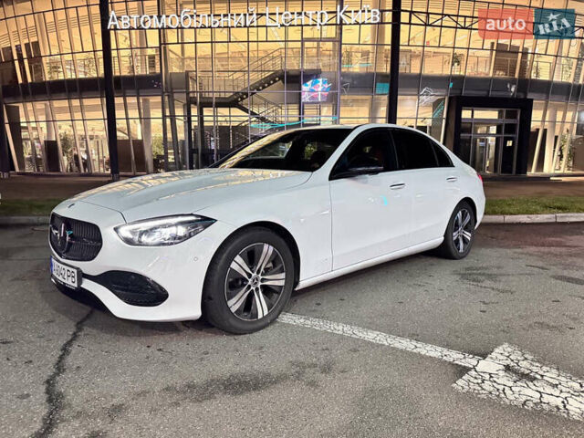 Білий Мерседес Ц-Клас, об'ємом двигуна 1.99 л та пробігом 5 тис. км за 58000 $, фото 1 на Automoto.ua
