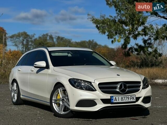 Білий Мерседес Ц-Клас, об'ємом двигуна 2.14 л та пробігом 342 тис. км за 17300 $, фото 1 на Automoto.ua