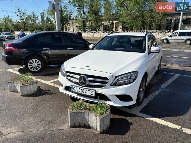 Білий Мерседес Ц-Клас, об'ємом двигуна 1.99 л та пробігом 225 тис. км за 26500 $, фото 1 на Automoto.ua