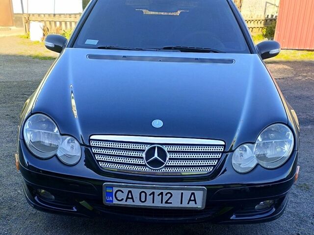 Чорний Мерседес Ц-Клас, об'ємом двигуна 1.8 л та пробігом 200 тис. км за 7000 $, фото 1 на Automoto.ua