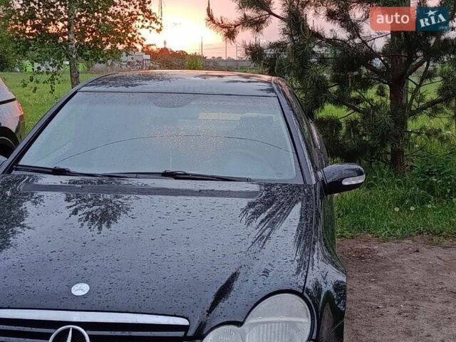Чорний Мерседес Ц-Клас, об'ємом двигуна 2.3 л та пробігом 330 тис. км за 3200 $, фото 1 на Automoto.ua