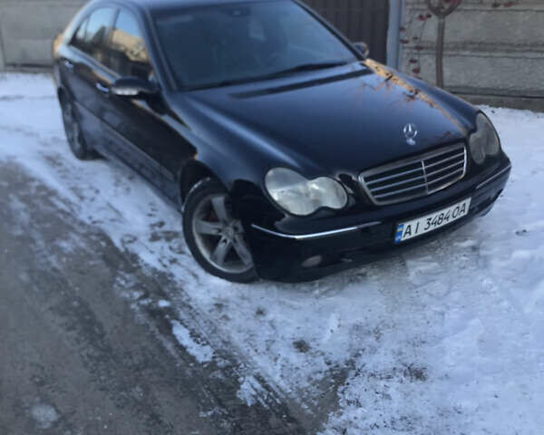 Чорний Мерседес Ц-Клас, об'ємом двигуна 2 л та пробігом 400 тис. км за 4300 $, фото 1 на Automoto.ua
