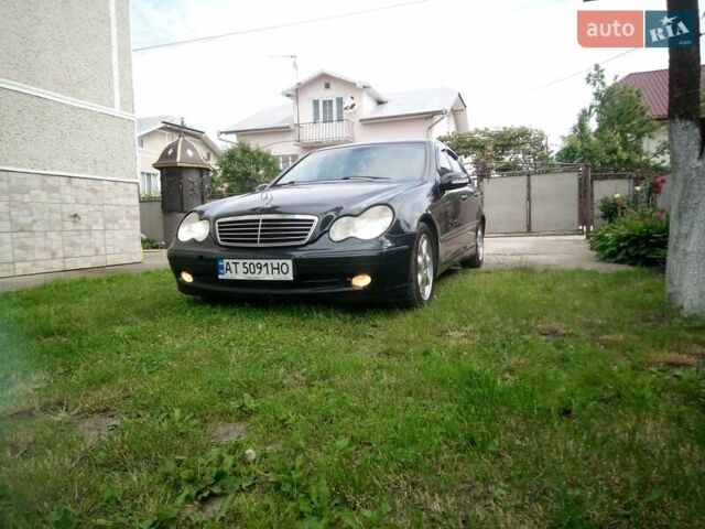 Мерседес Ц-Класс 2001 в Ивано-Франковске на Automoto.ua Черный Мерседес Ц-Класс, объемом двигателя 2 л и пробегом 400 тыс. км за 4500 $, фото 1 на Automoto.ua