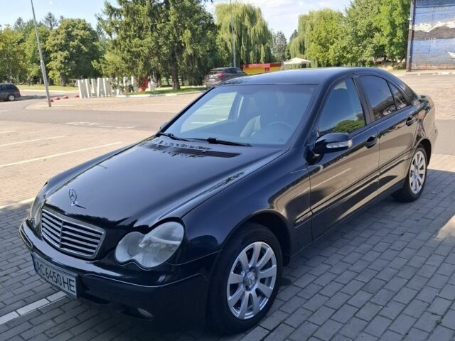 Чорний Мерседес Ц-Клас, об'ємом двигуна 1.8 л та пробігом 294 тис. км за 5300 $, фото 1 на Automoto.ua