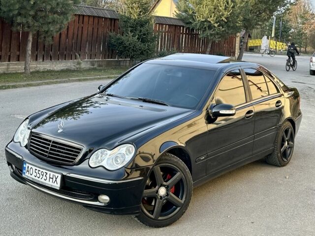 Чорний Мерседес Ц-Клас, об'ємом двигуна 2.1 л та пробігом 201 тис. км за 4999 $, фото 1 на Automoto.ua