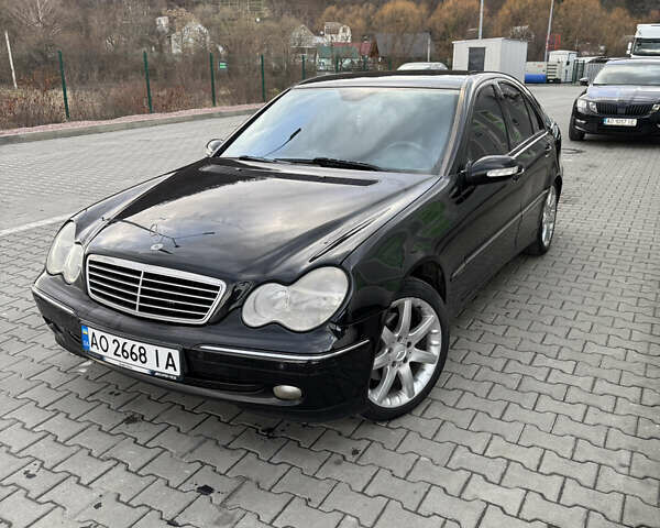 Чорний Мерседес Ц-Клас, об'ємом двигуна 2.7 л та пробігом 290 тис. км за 6282 $, фото 1 на Automoto.ua