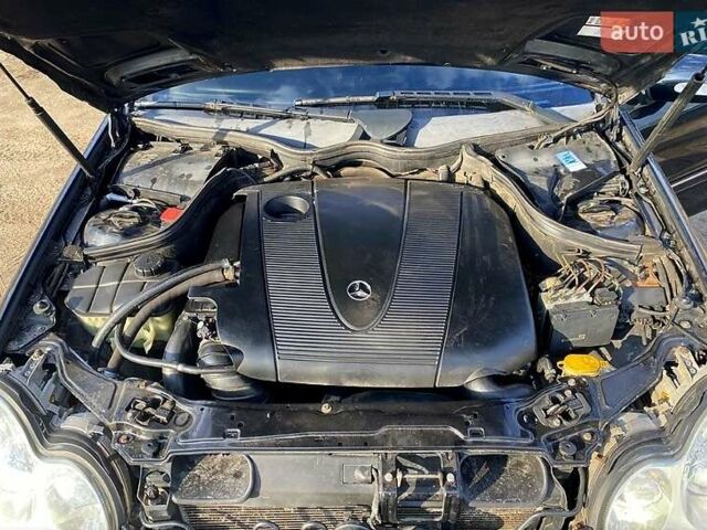 Черный Мерседес Ц-Класс, объемом двигателя 2.1 л и пробегом 340 тыс. км за 6500 $, фото 1 на Automoto.ua