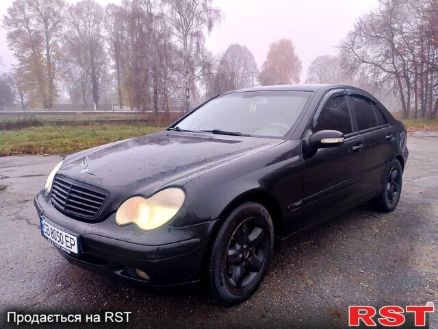 Чорний Мерседес Ц-Клас, об'ємом двигуна 1.8 л та пробігом 320 тис. км за 4999 $, фото 1 на Automoto.ua