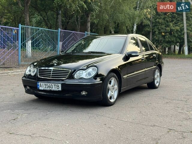 Чорний Мерседес Ц-Клас, об'ємом двигуна 1.8 л та пробігом 402 тис. км за 5700 $, фото 1 на Automoto.ua