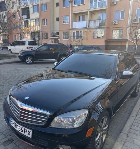 Черный Мерседес Ц-Класс, объемом двигателя 3 л и пробегом 288 тыс. км за 9999 $, фото 1 на Automoto.ua