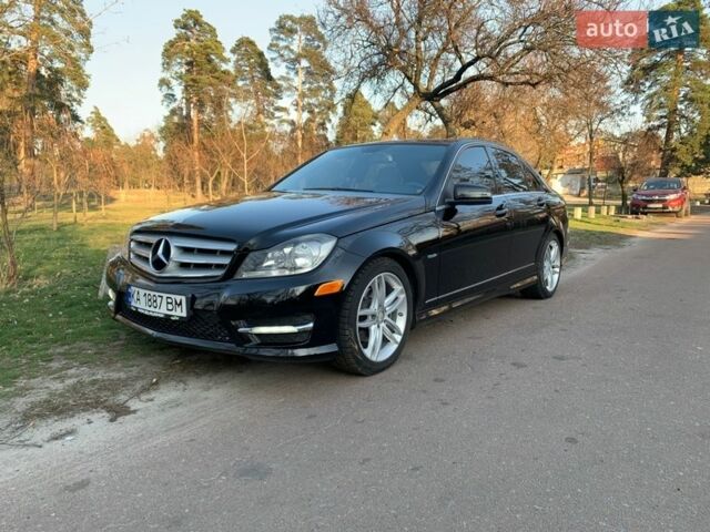 Чорний Мерседес Ц-Клас, об'ємом двигуна 1.8 л та пробігом 202 тис. км за 10800 $, фото 1 на Automoto.ua