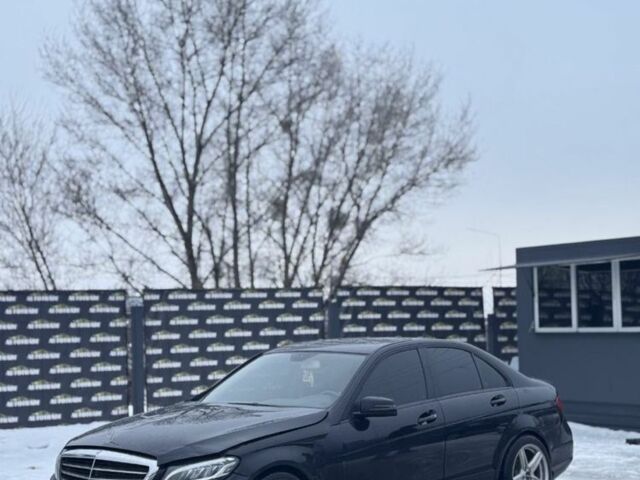 Черный Мерседес Ц-Класс, объемом двигателя 1.8 л и пробегом 166 тыс. км за 5900 $, фото 1 на Automoto.ua