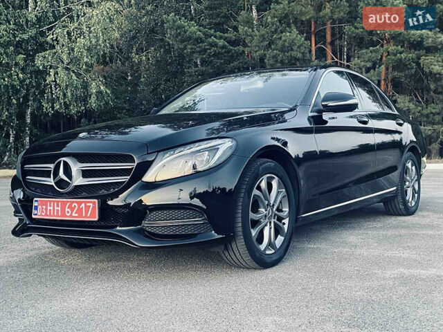 Черный Мерседес Ц-Класс, объемом двигателя 1.8 л и пробегом 150 тыс. км за 13600 $, фото 1 на Automoto.ua