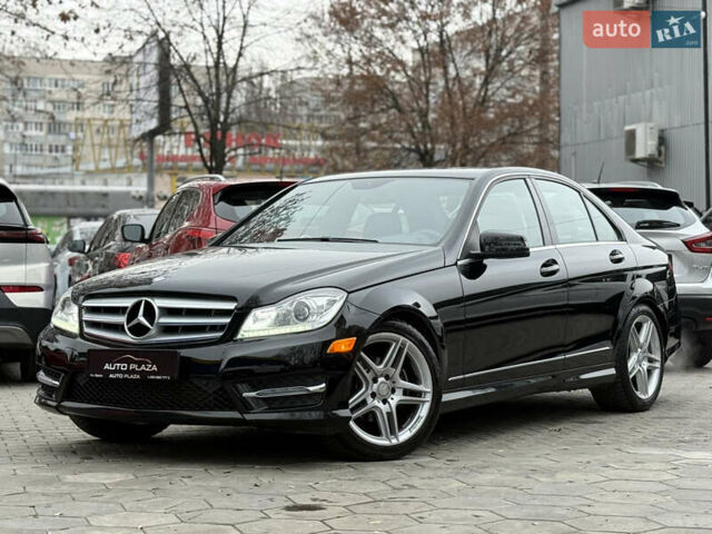 Чорний Мерседес Ц-Клас, об'ємом двигуна 1.8 л та пробігом 111 тис. км за 12900 $, фото 1 на Automoto.ua