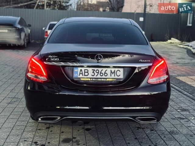 Черный Мерседес Ц-Класс, объемом двигателя 1.99 л и пробегом 161 тыс. км за 16500 $, фото 1 на Automoto.ua
