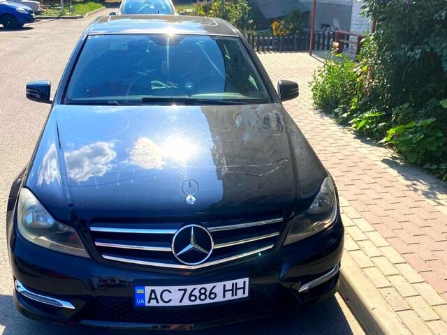 Чорний Мерседес Ц-Клас, об'ємом двигуна 1.8 л та пробігом 0 тис. км за 9500 $, фото 1 на Automoto.ua