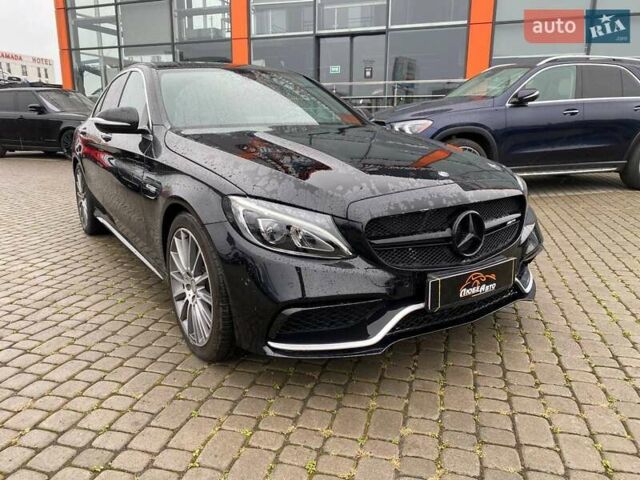 Черный Мерседес Ц-Класс, объемом двигателя 3 л и пробегом 148 тыс. км за 21900 $, фото 1 на Automoto.ua