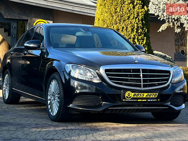 Черный Мерседес Ц-Класс, объемом двигателя 1.6 л и пробегом 272 тыс. км за 18999 $, фото 1 на Automoto.ua