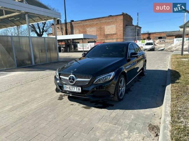 Чорний Мерседес Ц-Клас, об'ємом двигуна 1.99 л та пробігом 205 тис. км за 17600 $, фото 1 на Automoto.ua