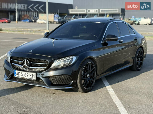 Черный Мерседес Ц-Класс, объемом двигателя 2 л и пробегом 175 тыс. км за 17500 $, фото 1 на Automoto.ua