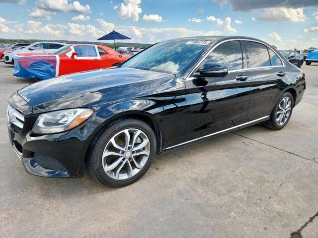 Черный Мерседес Ц-Класс, объемом двигателя 2 л и пробегом 58 тыс. км за 3500 $, фото 1 на Automoto.ua