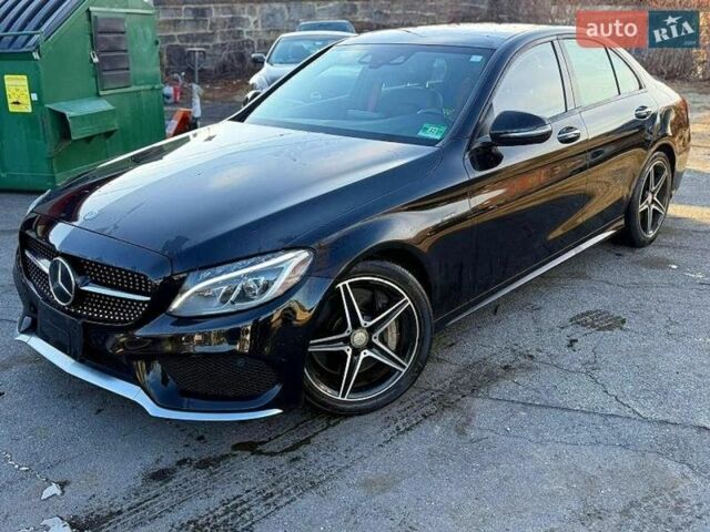 Черный Мерседес Ц-Класс, объемом двигателя 3 л и пробегом 135 тыс. км за 5000 $, фото 1 на Automoto.ua