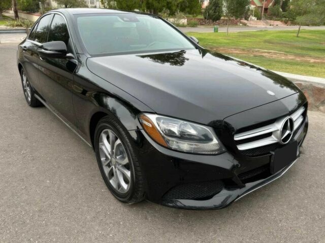 Чорний Мерседес Ц-Клас, об'ємом двигуна 2 л та пробігом 73 тис. км за 13500 $, фото 1 на Automoto.ua