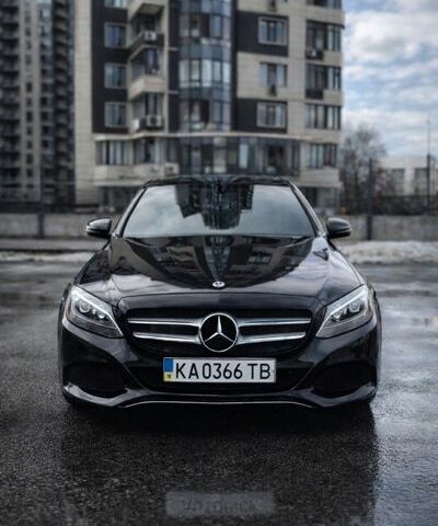 Черный Мерседес Ц-Класс, объемом двигателя 1.99 л и пробегом 200 тыс. км за 15300 $, фото 1 на Automoto.ua
