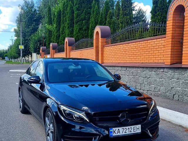 Чорний Мерседес Ц-Клас, об'ємом двигуна 2 л та пробігом 58 тис. км за 26300 $, фото 1 на Automoto.ua