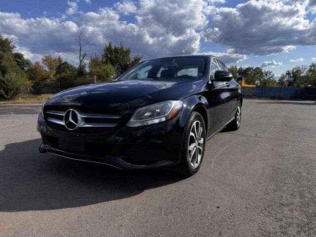 Чорний Мерседес Ц-Клас, об'ємом двигуна 2 л та пробігом 68 тис. км за 4800 $, фото 1 на Automoto.ua