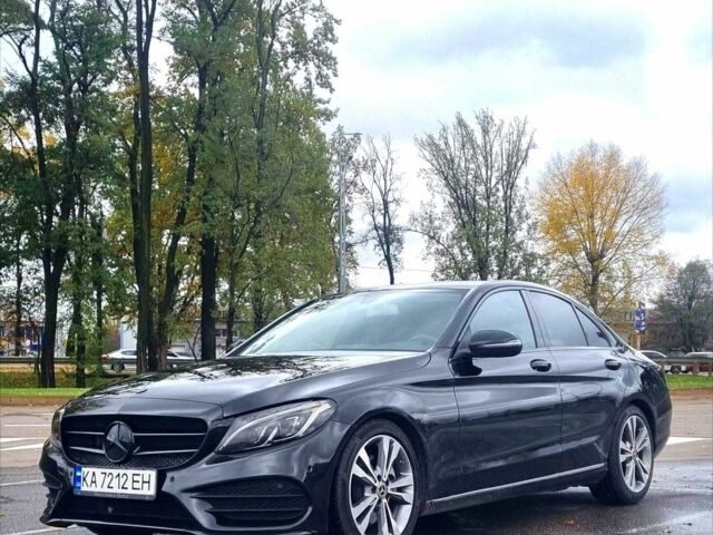 Чорний Мерседес Ц-Клас, об'ємом двигуна 2 л та пробігом 58 тис. км за 24000 $, фото 1 на Automoto.ua