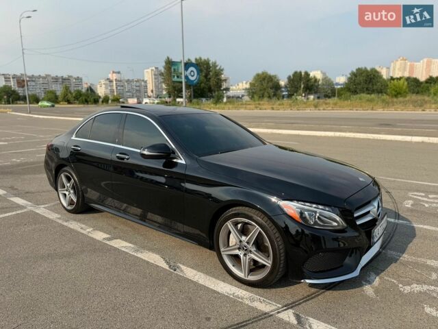 Чорний Мерседес Ц-Клас, об'ємом двигуна 1.99 л та пробігом 125 тис. км за 22300 $, фото 1 на Automoto.ua