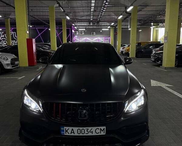 Черный Мерседес Ц-Класс, объемом двигателя 3.98 л и пробегом 117 тыс. км за 60000 $, фото 1 на Automoto.ua