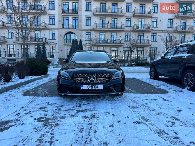 Черный Мерседес Ц-Класс, объемом двигателя 2 л и пробегом 41 тыс. км за 28800 $, фото 1 на Automoto.ua