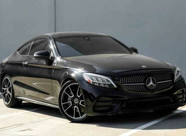 Черный Мерседес Ц-Класс, объемом двигателя 2 л и пробегом 69 тыс. км за 9000 $, фото 1 на Automoto.ua
