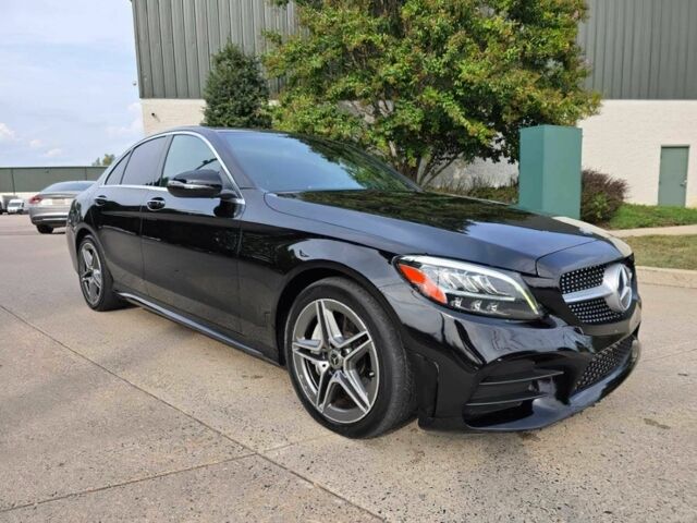 Черный Мерседес Ц-Класс, объемом двигателя 2 л и пробегом 43 тыс. км за 14500 $, фото 1 на Automoto.ua