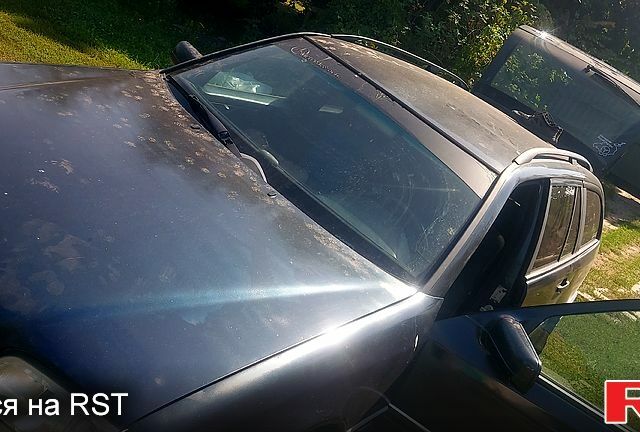 Черный Мерседес Ц-Класс, объемом двигателя 1.8 л и пробегом 270 тыс. км за 1700 $, фото 1 на Automoto.ua