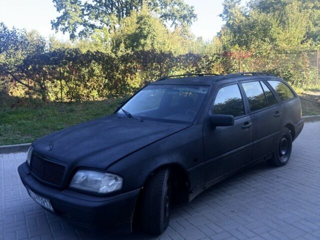 Чорний Мерседес Ц-Клас, об'ємом двигуна 0 л та пробігом 200 тис. км за 904 $, фото 1 на Automoto.ua