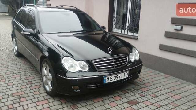Чорний Мерседес Ц-Клас, об'ємом двигуна 2.15 л та пробігом 380 тис. км за 6200 $, фото 1 на Automoto.ua