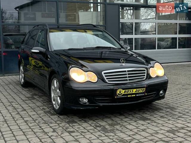 Черный Мерседес Ц-Класс, объемом двигателя 1.8 л и пробегом 294 тыс. км за 6200 $, фото 1 на Automoto.ua