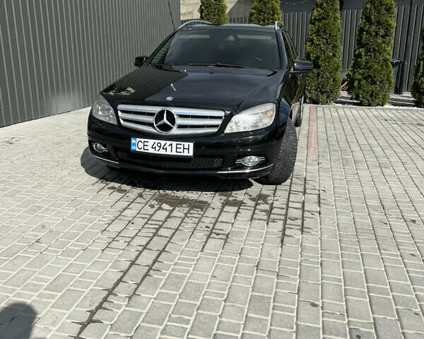 Черный Мерседес Ц-Класс, объемом двигателя 2.15 л и пробегом 360 тыс. км за 9800 $, фото 1 на Automoto.ua