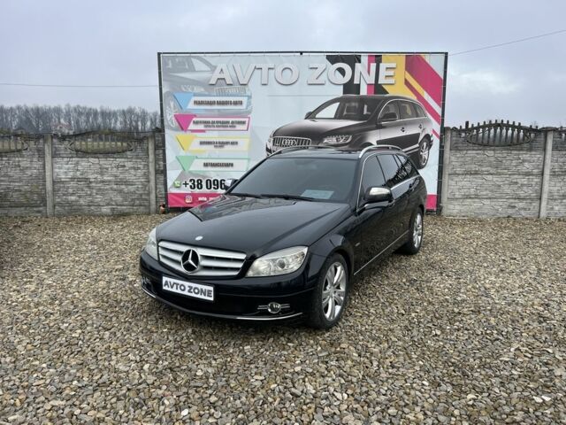 Черный Мерседес Ц-Класс, объемом двигателя 2.2 л и пробегом 279 тыс. км за 7999 $, фото 1 на Automoto.ua