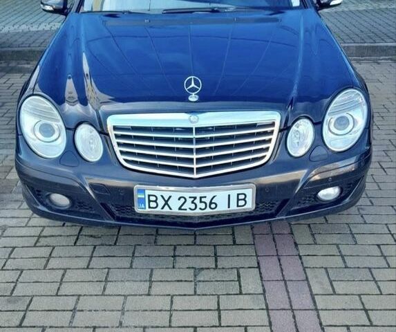 Чорний Мерседес Ц-Клас, об'ємом двигуна 2.1 л та пробігом 310 тис. км за 7200 $, фото 1 на Automoto.ua