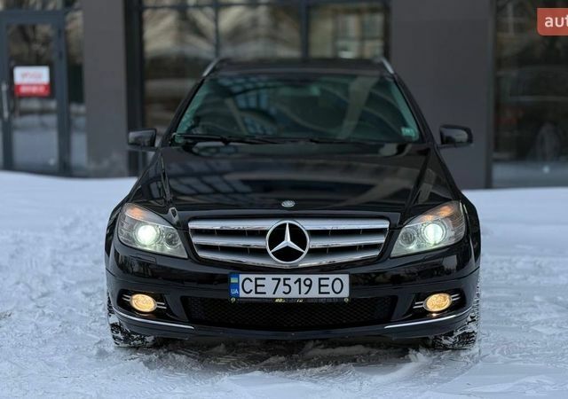 Черный Мерседес Ц-Класс, объемом двигателя 2.14 л и пробегом 276 тыс. км за 9999 $, фото 1 на Automoto.ua