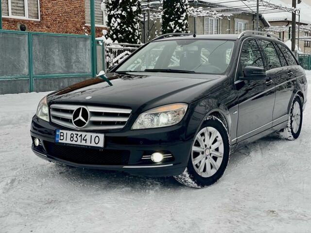 Черный Мерседес Ц-Класс, объемом двигателя 2.1 л и пробегом 285 тыс. км за 7700 $, фото 1 на Automoto.ua