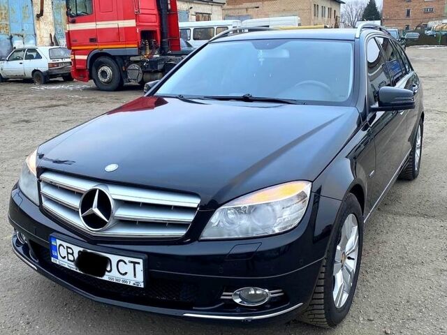 Чорний Мерседес Ц-Клас, об'ємом двигуна 21 л та пробігом 254 тис. км за 9500 $, фото 1 на Automoto.ua