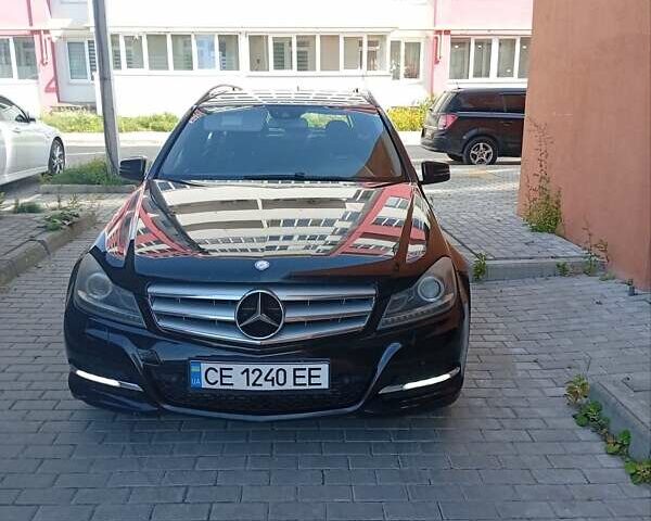 Мерседес Ц-Клас 2011 у Львові на Automoto.ua Чорний Мерседес Ц-Клас, об'ємом двигуна 2.2 л та пробігом 298 тис. км за 10400 $, фото 1 на Automoto.ua
