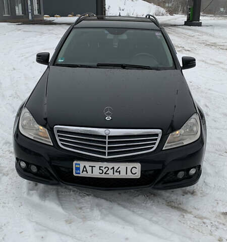 Чорний Мерседес Ц-Клас, об'ємом двигуна 2.14 л та пробігом 393 тис. км за 9250 $, фото 1 на Automoto.ua