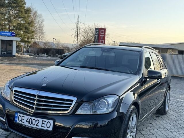 Чорний Мерседес Ц-Клас, об'ємом двигуна 2.1 л та пробігом 264 тис. км за 12900 $, фото 1 на Automoto.ua